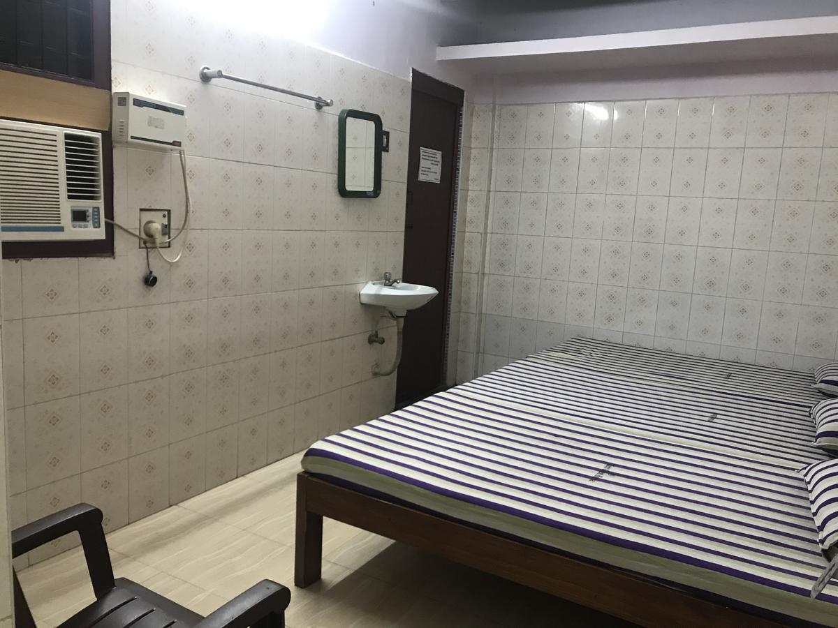 Merit Guest House Chennai Eksteriør billede